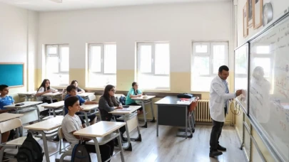 Öğretmenlerin ikinci il içi ve iller arası yer değiştirme sonuçları açıklandı.