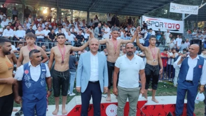 Suluova Belediyespor Güreşçileri 3'te 3 Yaptı