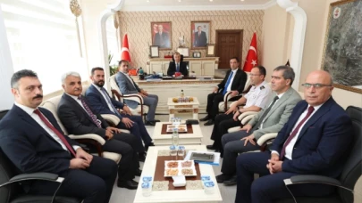 Vali Doruk, Suluova Kaymakamlığı'nı ziyaret etti