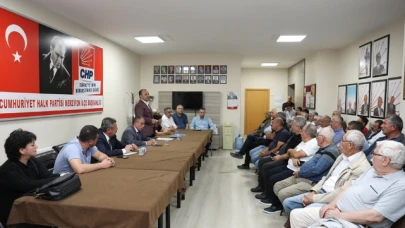 Adaylar delegelerle buluştu