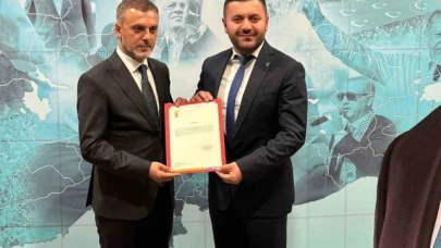 AK Parti'den Yalova'da 5 ilçeye yeni başkan ataması