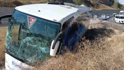 Amasya'da yolcu otobüsü yoldan çıktı: 1 yaralı