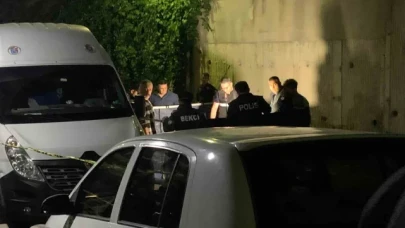 Ankara'da koca dehşeti: Eski eşini bıçakla yaraladı, yanındaki adamı ise vurarak öldürdü