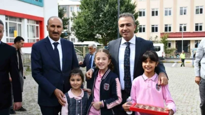 Ardahan'da İlköğretim Haftası kutlama etkinliği düzenlendi