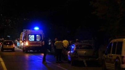 Asker konvoyunda 5 araç birbirine girdi: 3 yaralı