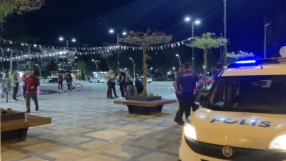 Burdur'da iki grup arasında çıkan kavgada 1 genç bıçaklandı