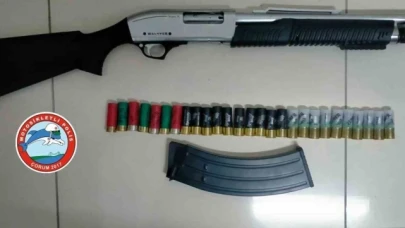Çorum'da şok uygulamada çok sayıda silah ele geçirildi