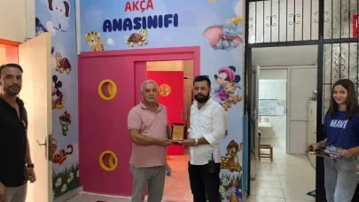 Depremde kaybettiği çocuklarının eğitim gördüğü ana sınıfını yeniletti