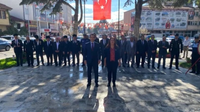 Gümüşhacıköy'de Gaziler günü programı düzenlendi.