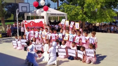 İlköğretim Haftasında depremzede şehirler unutulmadı