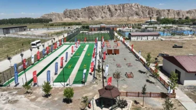 İpekyolu Belediyesinden yeni modern parklar
