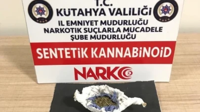 Kütahya'da bir şahsın üzerinde uyuşturucu ele geçirildi