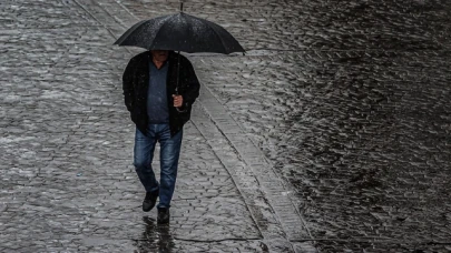 Meteorolojiden gök gürültülü sağanak yağış ve fırtına uyarısı