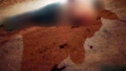 Minibüsle ezemeyince 30 yerinden bıçakladı