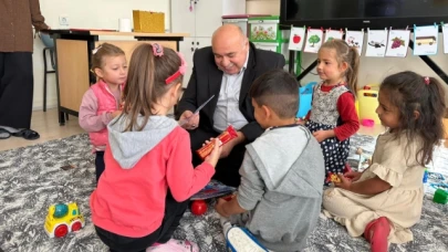 Müdür Gültekin, köy okullarını ziyaret etti
