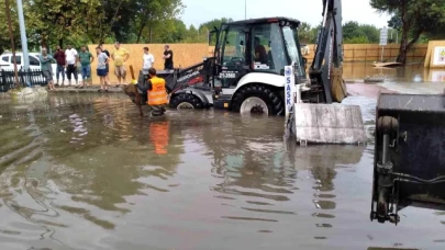 Samsun'da Sel Felaketi Sonrası Çalışmalar Devam Ediyor