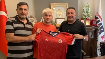 Sebatspor’da transferler sürüyor.