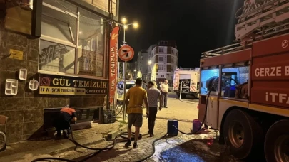 Temizlik malzemeleri satan dükkan yangında kullanılamaz hale geldi