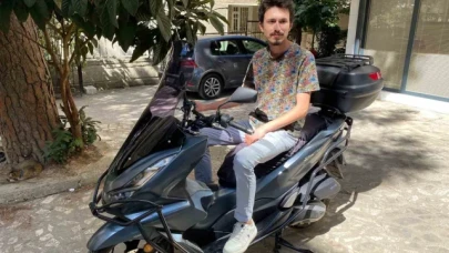 Üsküdar'da motosikletiyle polisi taşıyan genç: "Bence polis memuru terfi almayı hak ediyor"