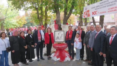 “100’üncü yılında Cumhuriyet ve Atatürk”  resim sergisi açıldı
