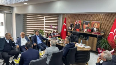 Ak Parti’den Mhp'ye Hayırlı Olsun Ziyareti
