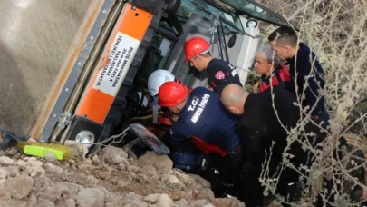 Amasya'da devrilen 11 tonluk silindirde can pazarı