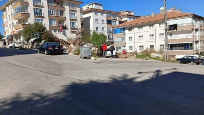 Gecekondunun yıkımı sırasında kepçe operatörünü silahla yaraladı