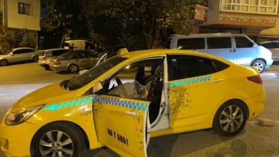 İki grup arasında çıkan silahlı çatışmada 2  kişi yaralandı