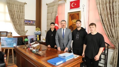 İmam Hatip Lisesi öğrencilerinden Başkan Kargı'ya ziyaret