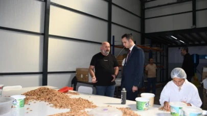 Kaymakam Büyükkaymakçı’dan ceviz işletmesine ziyaret