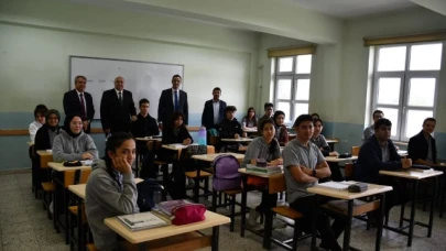 Kaymakam Büyükkaymakçı Liseli Öğrenciler ile Buluştu