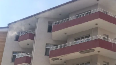 Merzifon Ulus Caddesinde Yangın Paniği