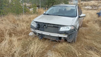 Otomobil yoldan çıkıp devrildi: 3 yaralı