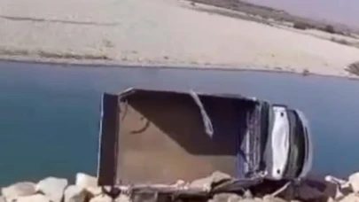 Otostop yaparak bindiği araçta hayatını kaybetti