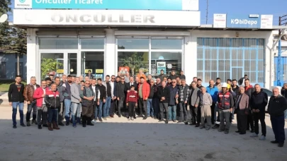 Sanayi Sitesi esnafı ile kahvaltıda bir araya geldi