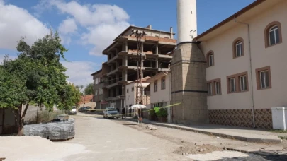 Şüpheli çanta paniğe neden oldu