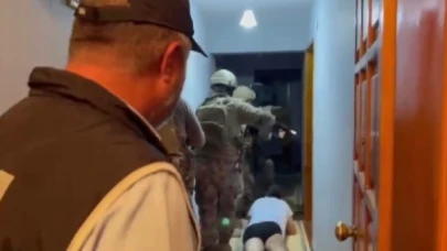 Tefeciler, dolandırıcılar ve vergi kaçakçıları 'kafes'lendi
