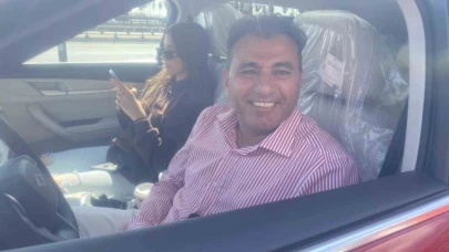 Togg aracını mehter takımıyla aldı