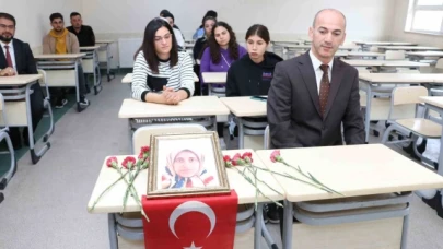 Üniversiteli Semanur gidemediği okulunda dualarla anıldı