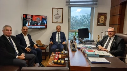 Başkan Üçok Vekillerle buluştu