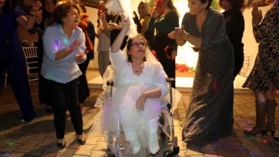 Bedensel engelli Büşra'nın gelinlikle kına gecesi hayali gerçek oldu