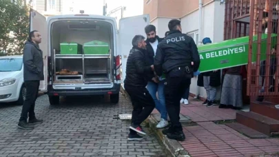 Eşini öldürüp oğlunu yaralamıştı, intihar etti