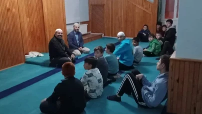Gençlik koordinatörlüğünden akşam namazında buluşma