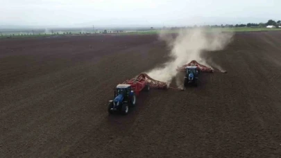 Gökhöyük Tarım İşletmesi'nde sertifikalı tohum ve hayvancılık faaliyetleri sürüyor