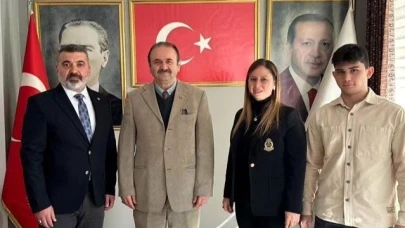 Hökelek Aday Adaylığını Açıkladı