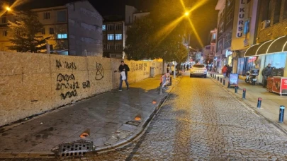 Kaldırıma park eden 8 araca ceza yazıldı