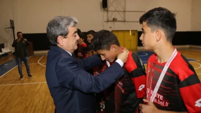 Madalyalarını aldılar