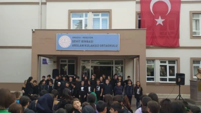 Merzifon'da 13 bin 430 öğrenci ders başı yaptı