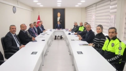 Merzifon'da Kış Mevsimi Trafik Tedbirleri Toplantısı Yapıldı
