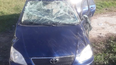 Otomobil kavşakta takla attı: 1 yaralı